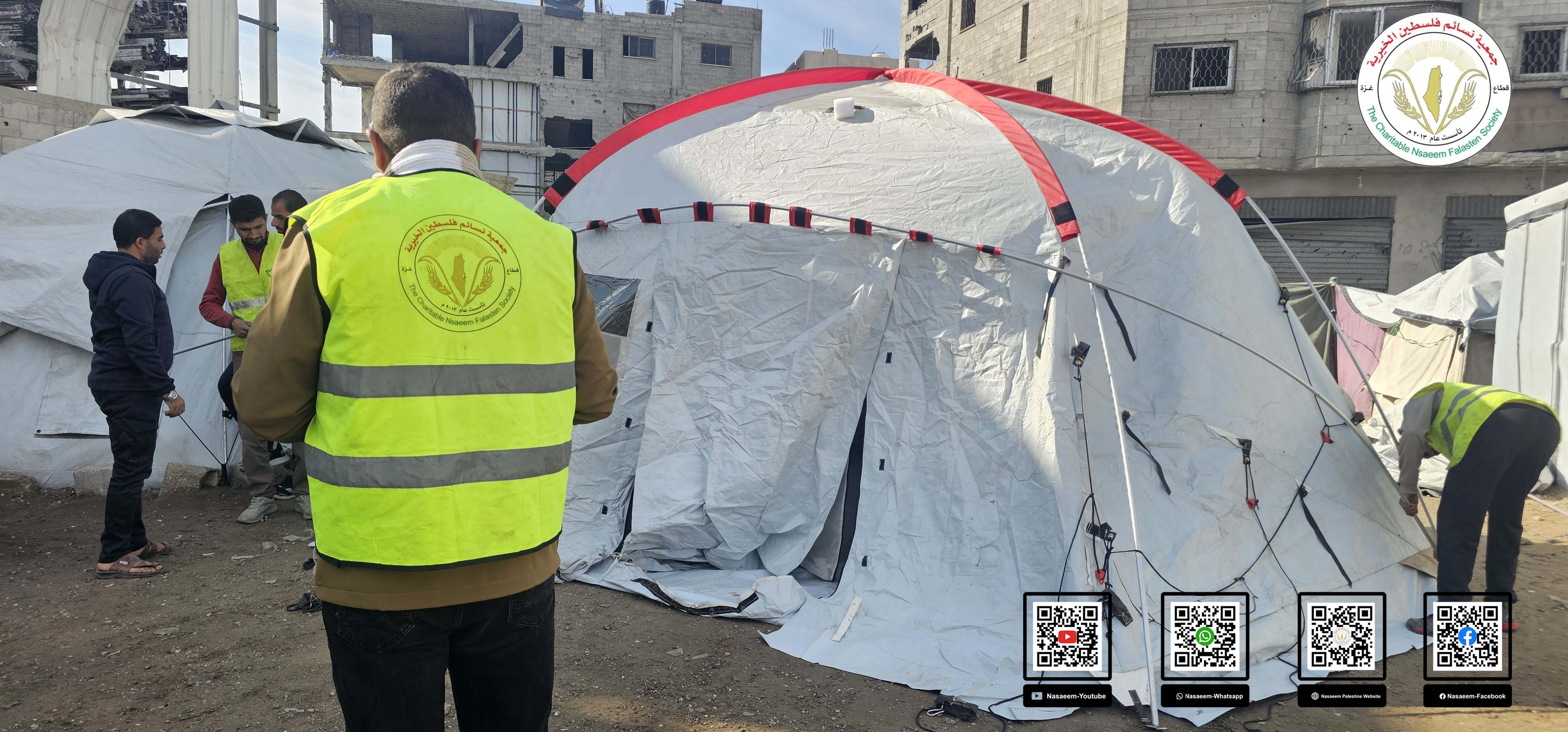 ايواء النازحين وتوزيع الخيام